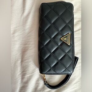 GUESS WALLET